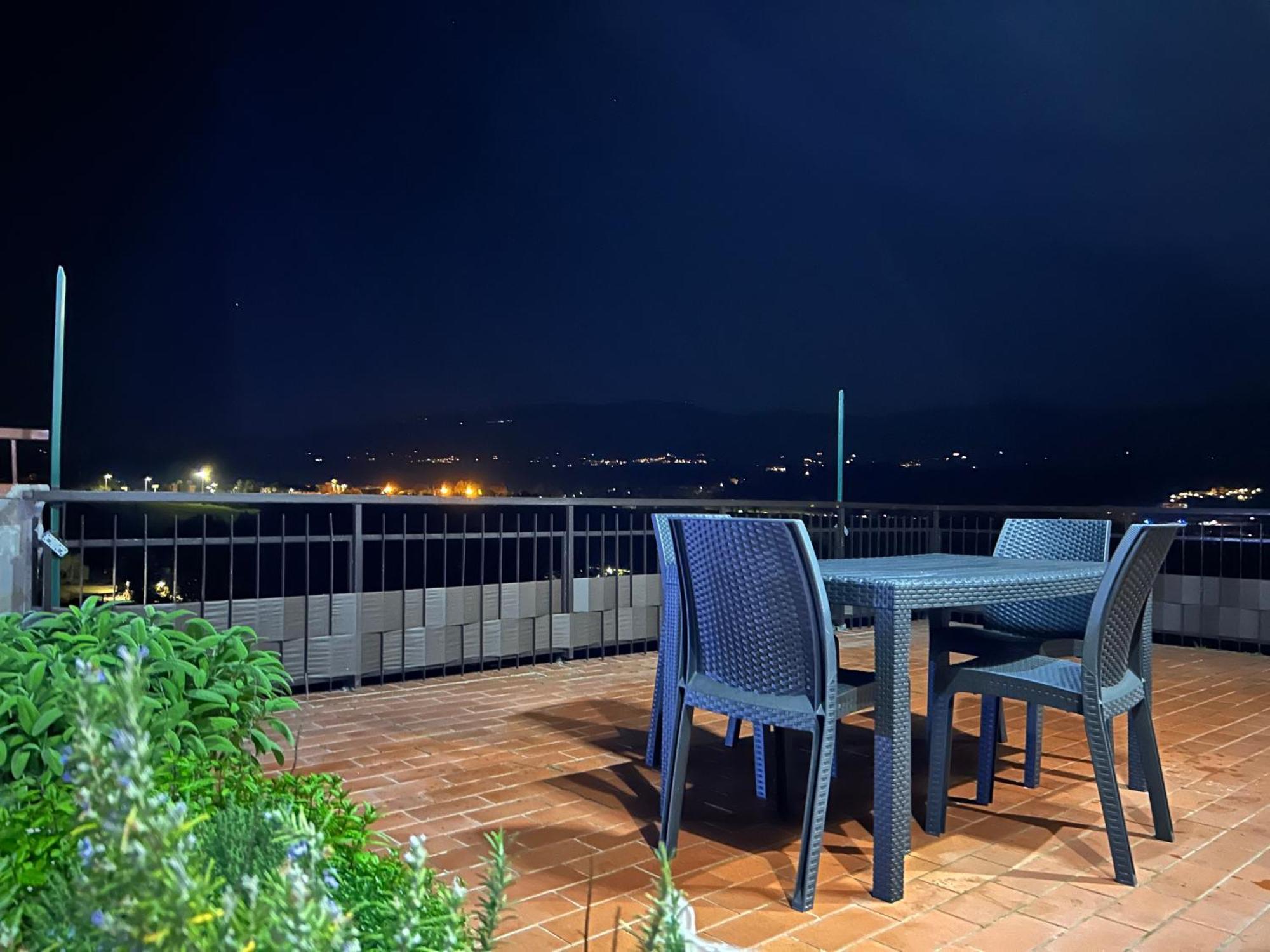 Sesto Piano Apartment Incisa in Val d'Arno Exterior photo